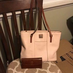 Dooney&Burke purse/tote bag with  never used wallet.